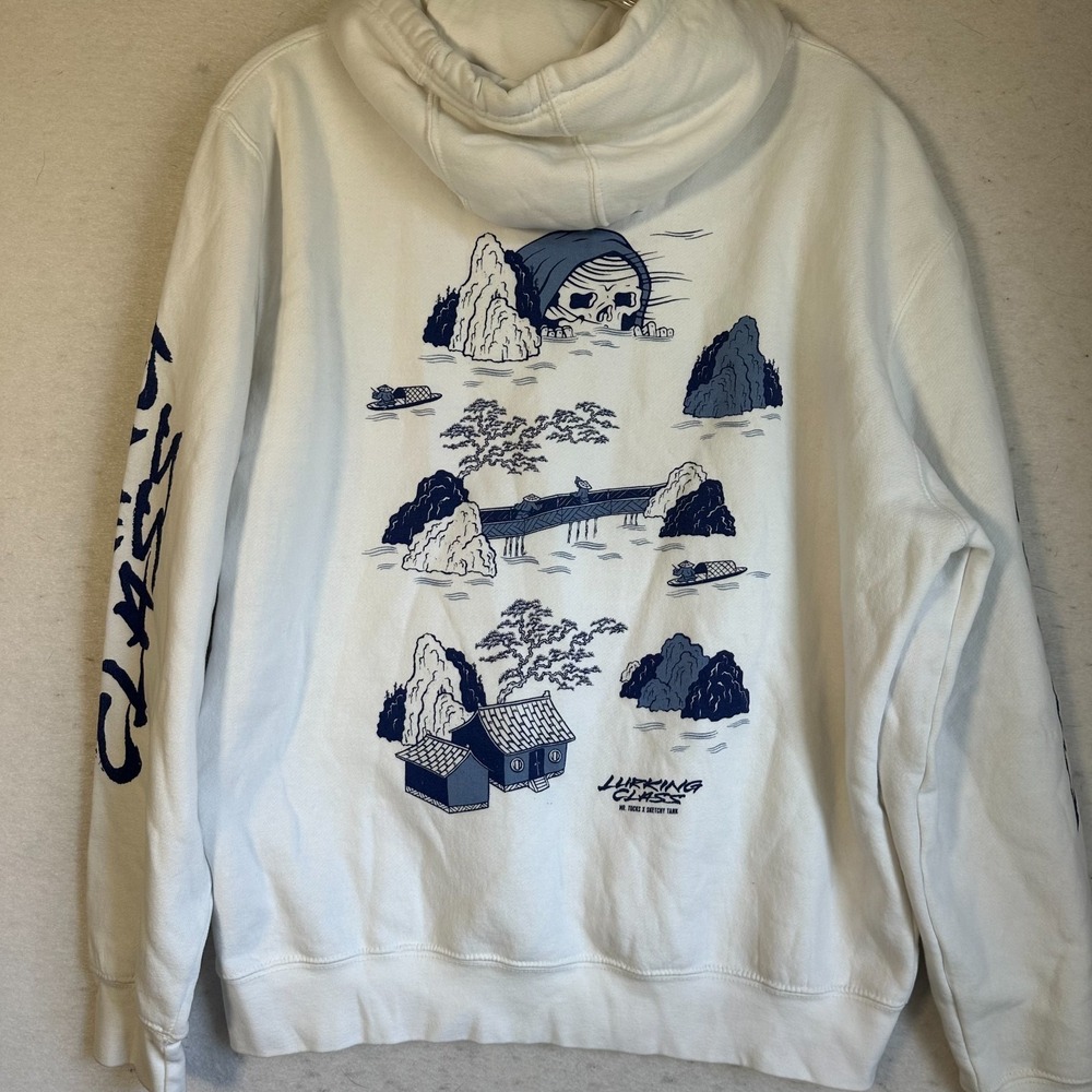 Lurking Class Graphic Hoodie Mr. Tucks skull island Punk Streetwear Size M